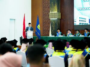 Gubernur Mahyeldi Ajak Wisudawan UNAND Jadi Generasi Penggerak Indonesia Emas 2045