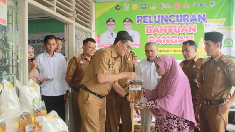 Pemko Payakumbuh Salurkan Beras CPP dan Minyak Goreng Periode Oktober-November