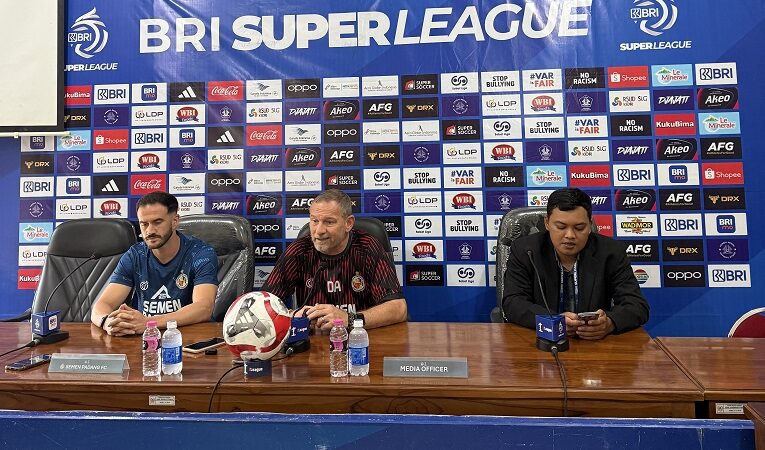 Semen Padang FC akan melakoni laga tandang lawan Persik Kediri pekan 14 Liga Super League 2025/2026, pada Kamis (27/11/2025)  19.00 WIB di Stadion Brawijaya
