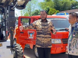 Pemko Padang menggelar lomba kebersihan 'Padang Rancak Award' yang akan diikuti oleh 3.546 RT di 11 kecamatan. Lomba itu