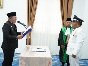 Bupati Tanah Datar, Eka Putra melantik Destriyanto sebagai Wali Nagari Antar Waktu Nagari Batu Taba, Kecamatan Batipuah Baruah, Kecamatan