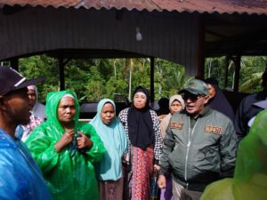 Derasnya aliran Batang Baiang di Nagari Guguak Malalo, Kecamatan Batipuh Selatan, Kabupaten Tanah Datar terus menggerus tepian