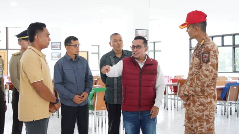 Bupati Tanah Datar Eka Putra meninjau secara langsung lokasi retret wali nagari se-Kabupaten Tanah Datar di IPDN Kampus Sumbar,