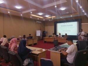 UIN Imam Bonjol Padang bekerja sama dengan Pegadaian Syariah Area Padang menggelar sharing session bagi delapan kelompok