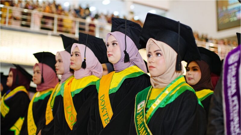 UNAND sudah meluluskan 8.180 wisudawan selama 2025 ini dalam lima periode wisuda. Wisuda yang kelima dilaksanakan pada Sabtu (22/11/2025)