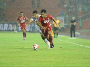 Semen Padang FC kalah 0-2 saat menjamu Borneo FC