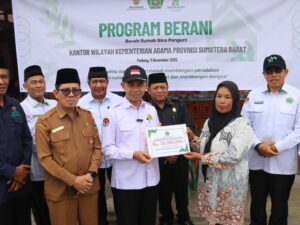 Kementerian Agama Sumatra Barat (Sumbar) meluncurkan program inovatif BERANI (Benah Rumah, Bina Penghuni). Program ini diluncurkan