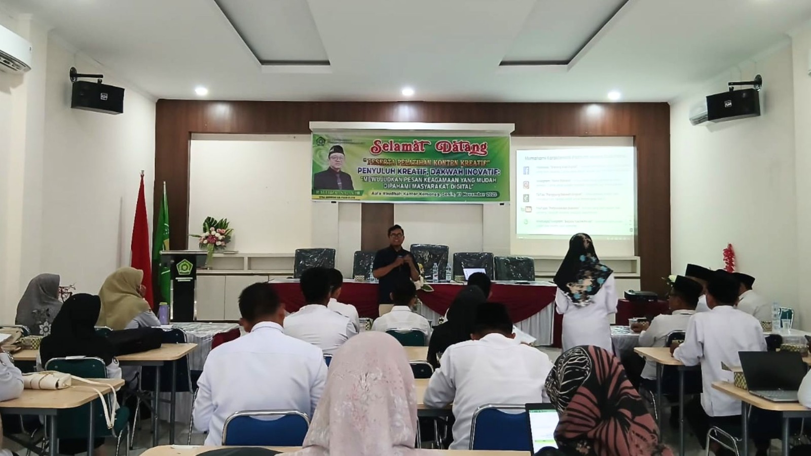 Pelatihan Konten Kreatif Kemenag Pessel Bekali Kontributor Humas Tingkatkan Dakwah Digital
