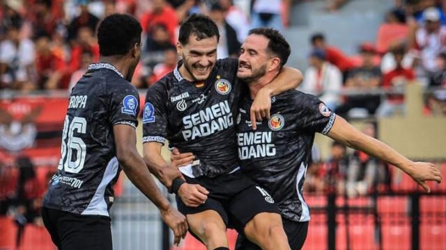 Semen Padang FC akhirnya memetik kemenangan penting usai menumbangkan Persijap Jepara pada Kamis (20/11/2025) di Stadion Bumi Kartini. 