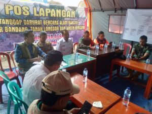 Presiden RI, Prabowo Subianto dijadwalkan akan meninjau langsung pos pengungsian serta hunian sementara (huntara) bagi warga Palembayan