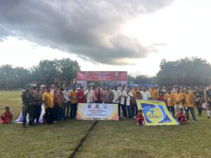 Bupati Dharmasraya, Annisa Suci Ramadhani membuka secara resmi Turnamen Sepak Bola Bupati Cup I dalam rangka Hari Ulang Tahun (HUT) Kabupaten