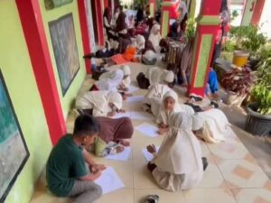 180 Siswa Kehilangan Seragam Saat Banjir Bandang, Pemko Padang Berikan Trauma Healing