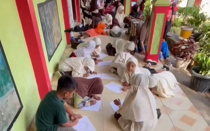 180 Siswa Kehilangan Seragam Saat Banjir Bandang, Pemko Padang Berikan Trauma Healing