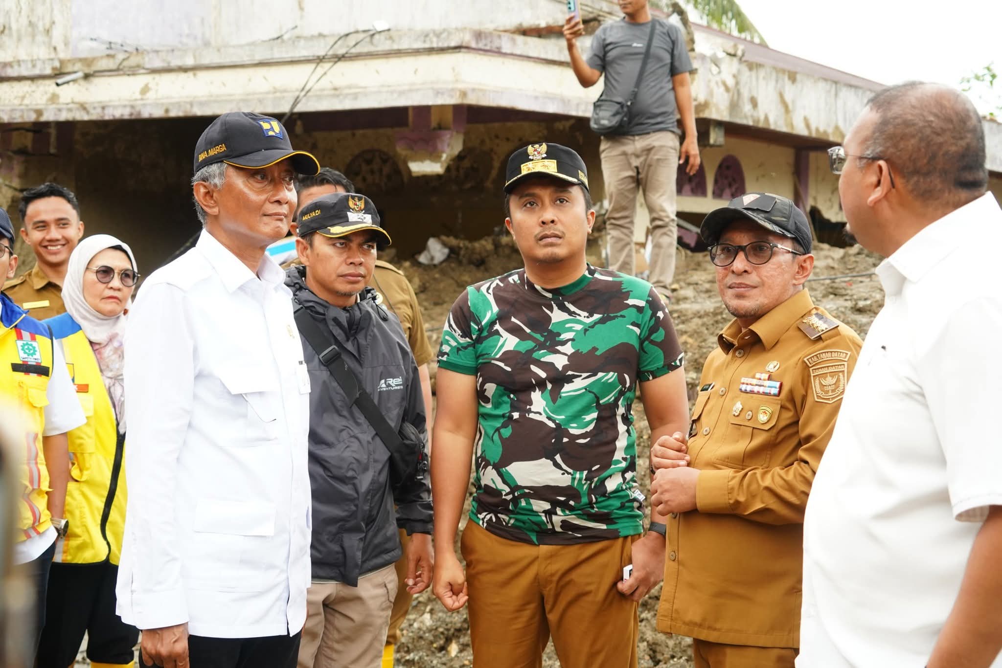 Kementerian PU Usulkan Rp13 Triliun untuk Perbaikan Infrastruktur Pasca Bencana di Sumbar