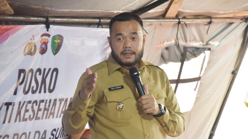 Wako Padang Fadly Amran Ajak Ayah Ambil Rapor Anak