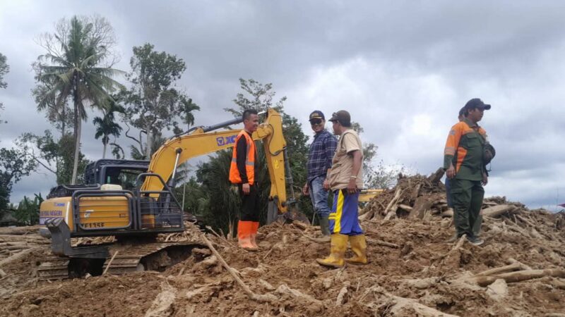 Pemko Padang Maksimalkan Pembersihan Sisa Longsor Pascabencana