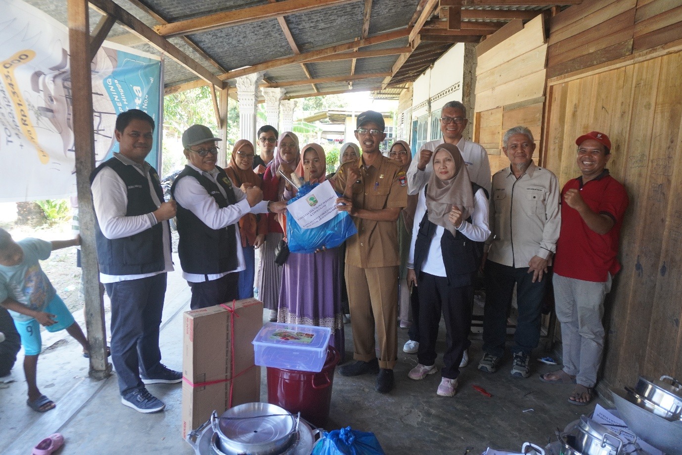 FATETA UNAND dan PATPI Bergerak Bersama, Pulihkan UMKM dan Warga Terdampak Banjir Bandang di Pauh
