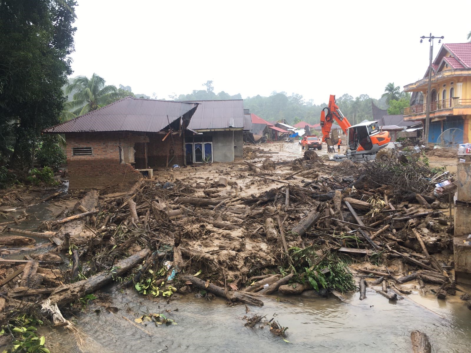 OJK Keluarkan Kebijakan Perlakuan Khusus bagi Debitur Terdampak Bencana di Aceh, Sumut dan Sumbar