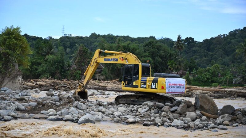 PT Semen Padang Diapresiasi Atas Penanganan Pascabencana Banjir Bandang di Pauh