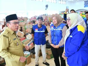 Pemko Palembang Salurkan Bantuan Rp1,5 Miliar untuk Warga Terdampak Bencana di Padang