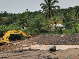 Penanganan Bencana Batu Busuak, Semen Padang Fokus Bantu  Pulihkan Drainase dan Tanggul Sungai