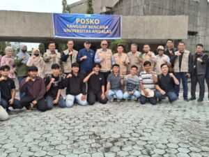 Kemendiktisaintek Salurkan Bantuan untuk Mahasiswa UNAND Terdampak Bencana