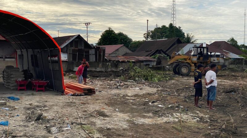Material untuk Pembangunan Huntara di Simpang Haru Mulai Masuk