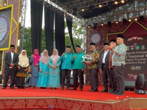 Tutup MTQ Sumbar ke 41 di Bukittinggi, Sekda:  Wujudkan Alquran Fondasi Karakter Pembangunan Daerah