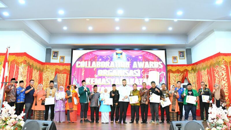 Berkontribusi Nyata di Masyarakat, Pemko Padang Beri Penghargaan Ormas