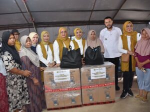 DWP Kementerian ESDM Serahkan Bantuan untuk Korban Bencana Padang