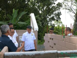 Kadin Sumbar Dorong Penggunaan Sepablock untuk Huntap Pascabencana