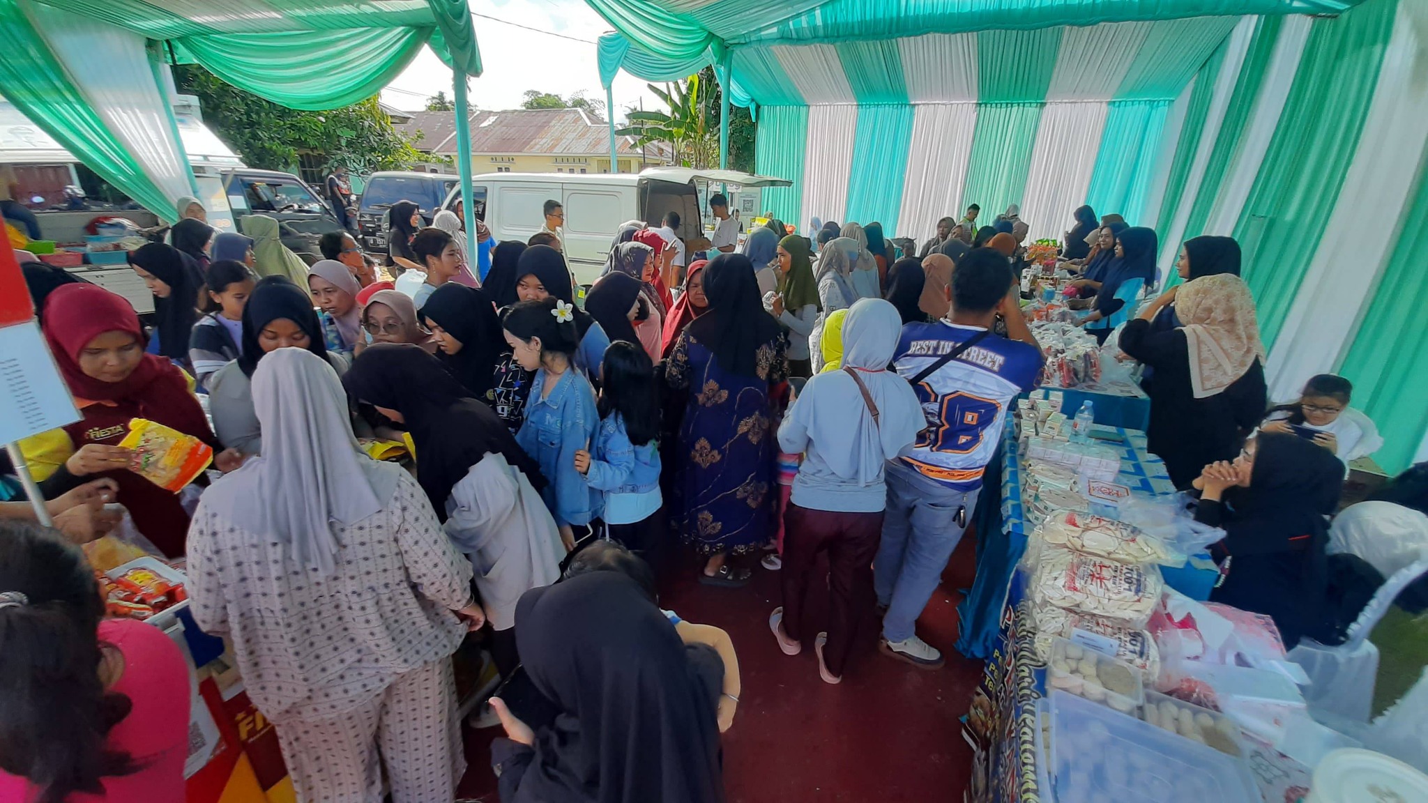 Jaga Stabilitas Harga Jelang Nataru, Pemko Padang Adakan Gerakan Pangan Murah