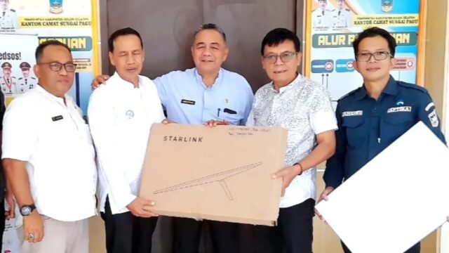 Pemkab Solsel Terima 5 Unit Starlink untuk Akses Internet Darurat Bencana