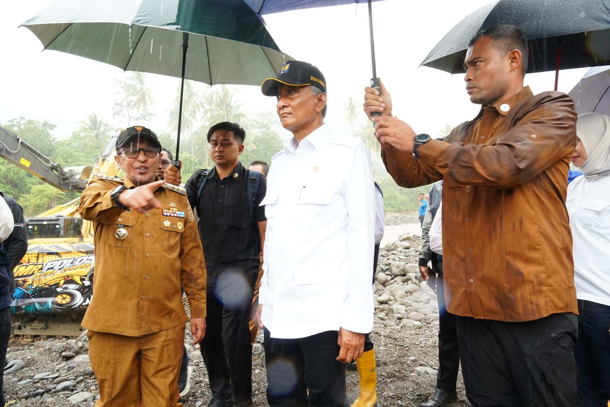 3 Kontroversi Menteri PU Dody Hanggodo, Mutasi Pegawai Usai Viral Kunker ke AS Bawa Anak Istri hingga Isu Keponakan Komisaris