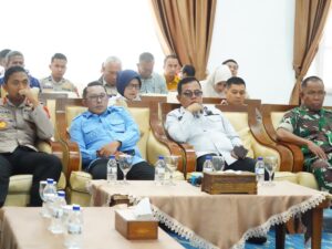 Bupati Tanah Datar Eka Putra mengikuti Rakor Mengantisipasi Momentum Natal 2025 dan Tahun Baru 2026, Larangan Kepala Daerah ke Luar Negeri dan Antisipasi Potensi Bencana Alam.