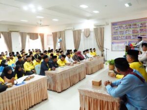 Bupati Tanah Datar, Eka Putra melepas keberangkatan kafilah daerah tersebut untuk mengikuti Musabaqah Tilawatil Qur’an (MTQ) Tingkat Provinsi