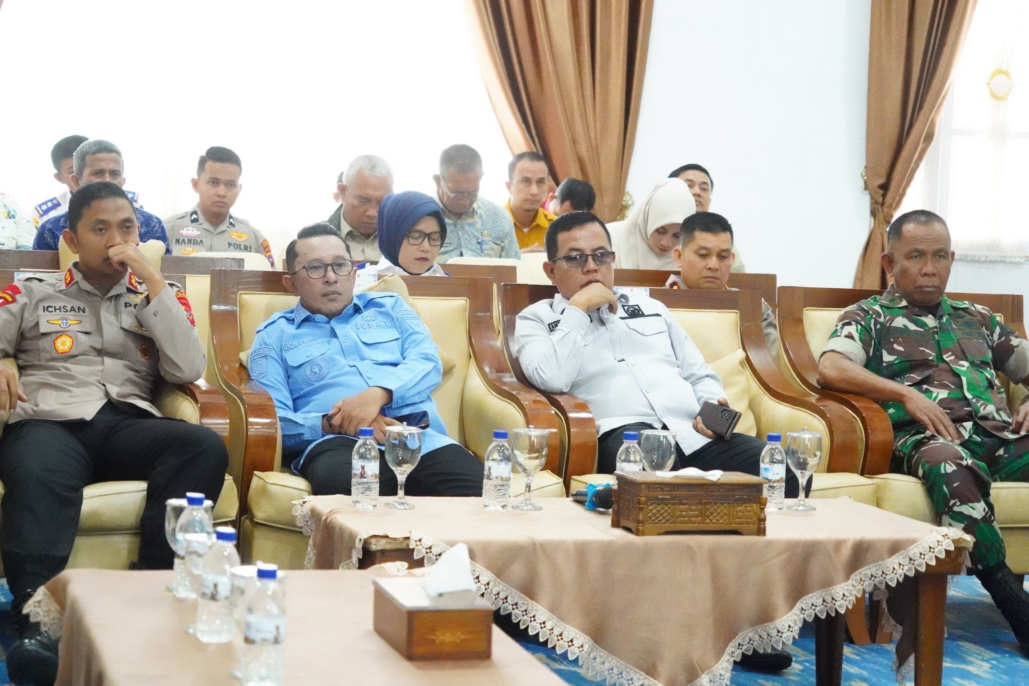 Ikuti Arahan Mendagri, Bupati Tanah Datar Tegaskan Tak Akan Tinggalkan Rakyat saat Bencana