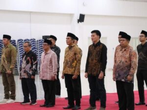 Universitas Islam Negeri (UIN) Imam Bonjol Padang melaksanakan pelantikan dan pengambilan sumpah jabatan bagi pejabat