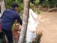 Sebanyak 195 warga dari 55 KK (kepala keluarga) di Kampung Subarang Luak, Jorong Ladang Laweh, Nagari Batipuh Baruah, Kabupaten Tanah Datar