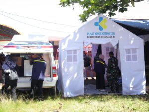 Kemenkes antisipasi kenaikanpenyakit di wilayah terdampak bencana banjir dan longsor di Sumbar dengan operasi kedaruratan kesehatan.