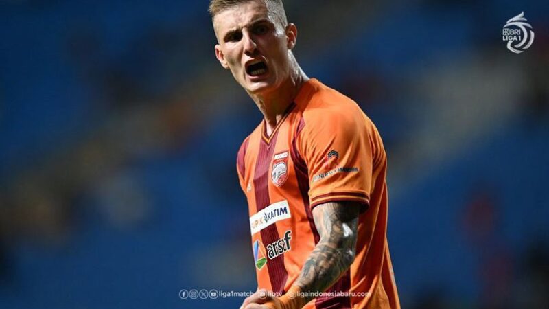 Leo Gaucho dirumor akan menjadi rekrutan pemain anyar Semen Padang FC untuk putaran kedua Liga Super League 2025/2026. Rumor tersebut