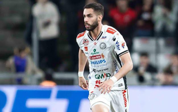 Jaime Giraldo dirumorkan akan bergabung ke Semen Padang FC untuk putaran kedua Liga Super League 2025/2026. Rumor tersebut berasal dari