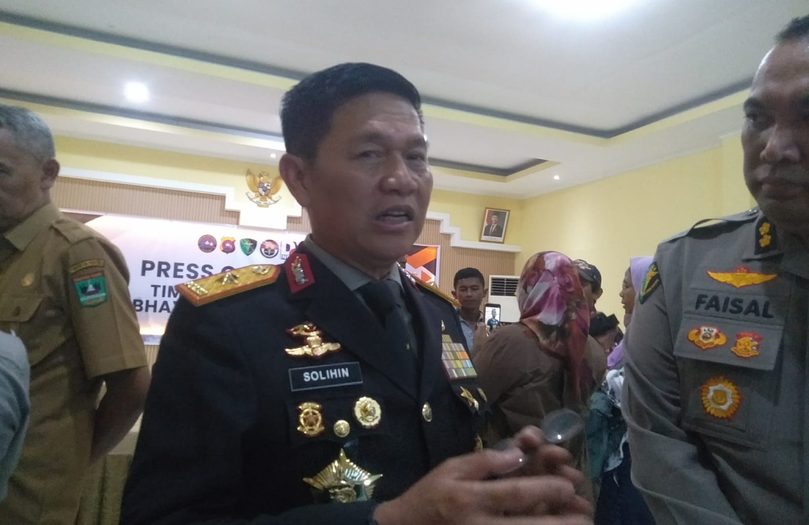6 Korban Banjir di Sumbar Telah Dimakamkan Teridentifikasi Lewat DNA, 1 Makam Dibongkar Dibawa Keluarga