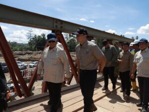 Presiden RI Prabowo Subianto menutup tahun 2025 di lokasi bencana. Ia kembali berkunjung ke Sumatra untuk terus memantau perkembangan