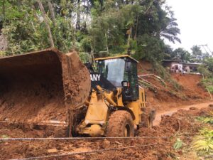 Lima Nagari di Agam Masih Terisolasi Karena Akses Terputus