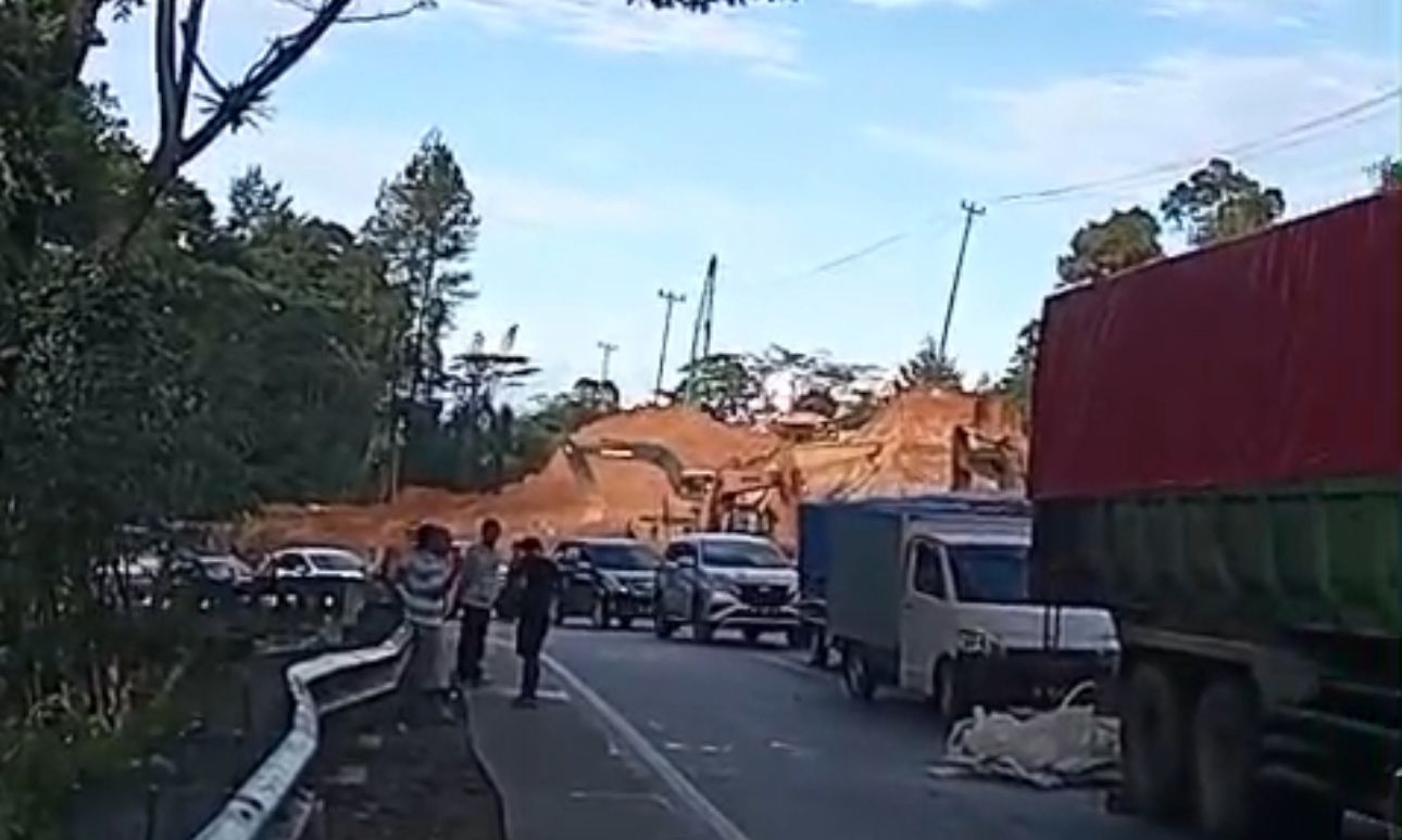 Wakil Ketua DPRD Sumbar Sorot Macet Sitinjau Lauik, Desak Dishub Gerak Cepat