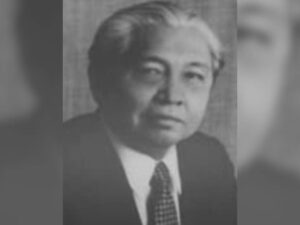 Sosok Abdullah Kamil