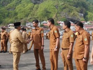 Wali Kota Padang Panjang Lantik 10 Pejabat Eselon II, Zia Ul Fikri Jabat Kepala BPKD