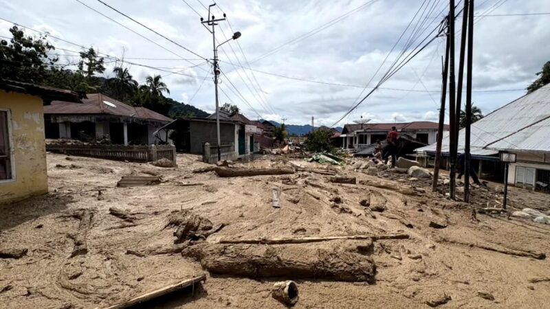 Pemkab Agam Percepat Penanganan Darurat Longsor di Maninjau