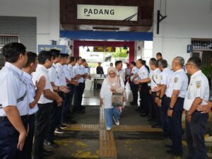 Hari Pertama Operasional, Tempat Duduk KA Lembah Anai Rute Padang-Kayutanam (PP) Nyaris Terjual Habis